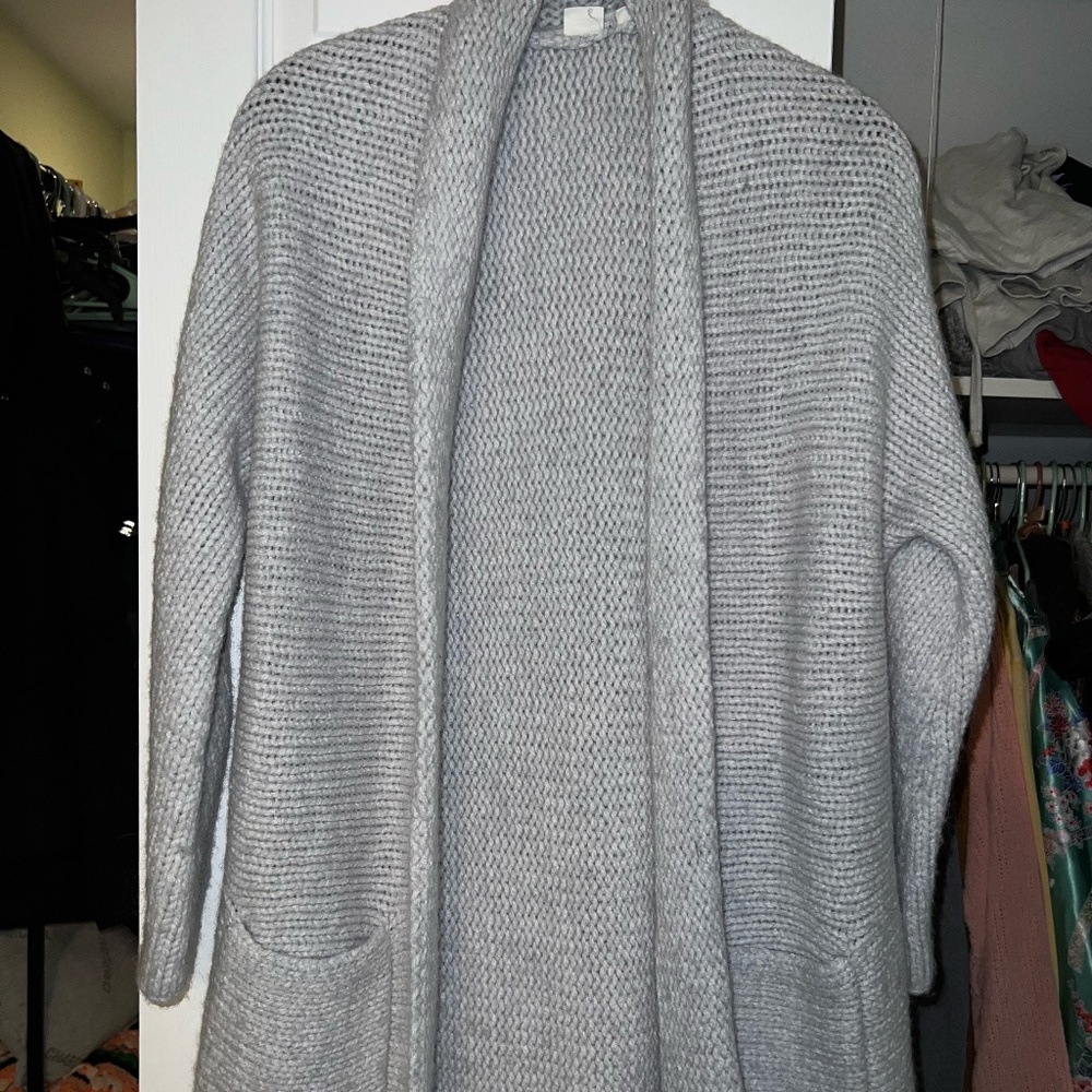 Gap gray cardigan